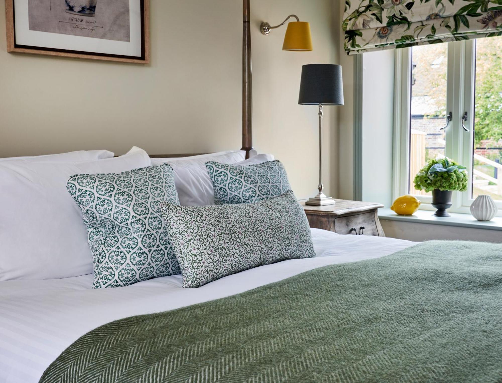 The Montagu Arms Otel Beaulieu Oda fotoğraf